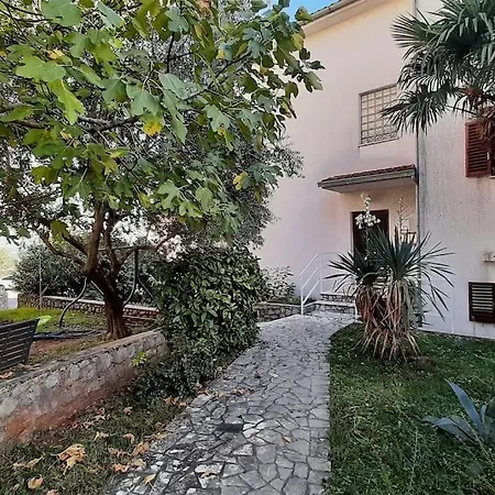 Quiet & Lovely Apartment-icici * Ičići